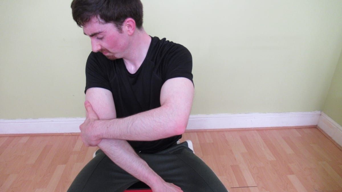 Got Elbow Pain During Tricep Extensions Try These Fixes