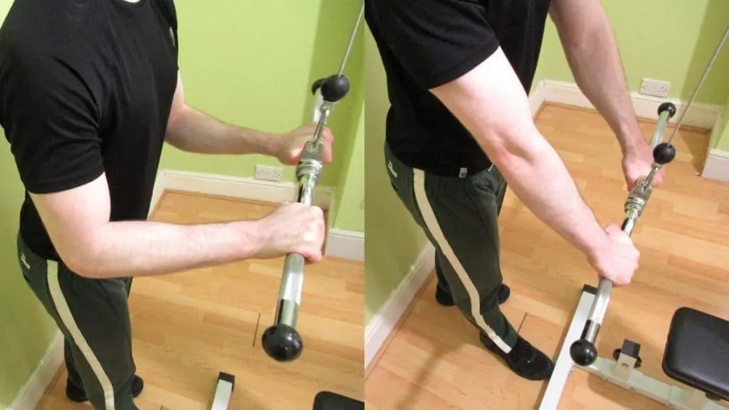 A man performing an EZ bar close grip pressdown