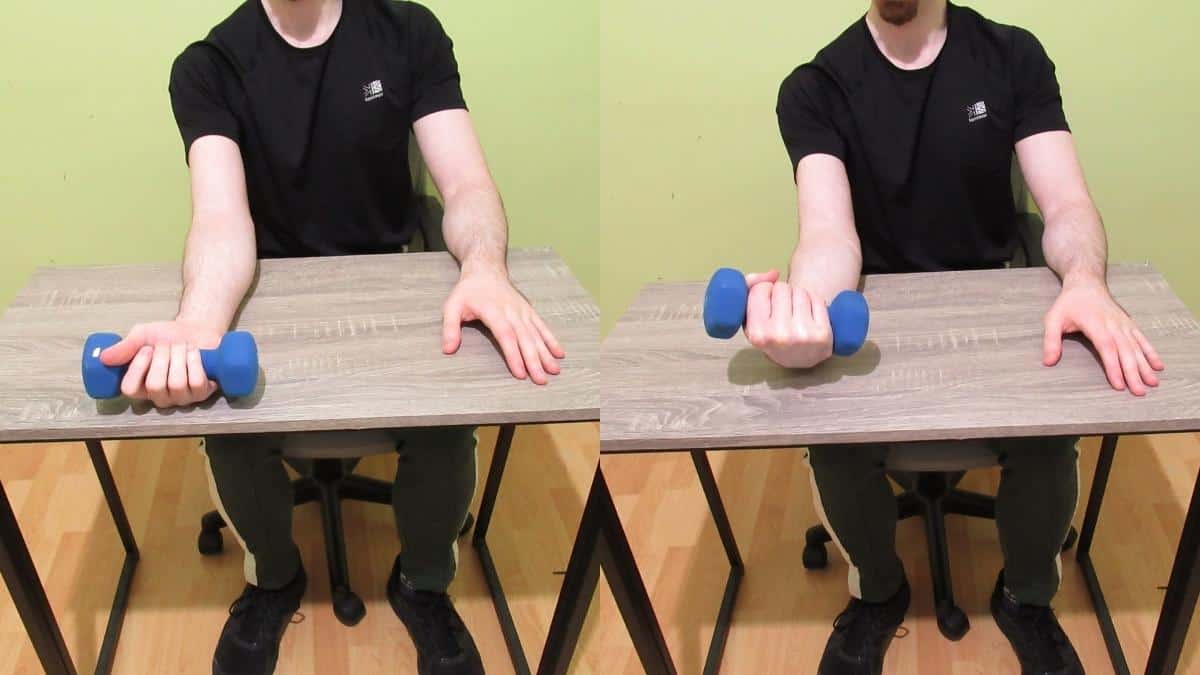 Dumbbell Wrist Flexion Learn The Correct Form Here