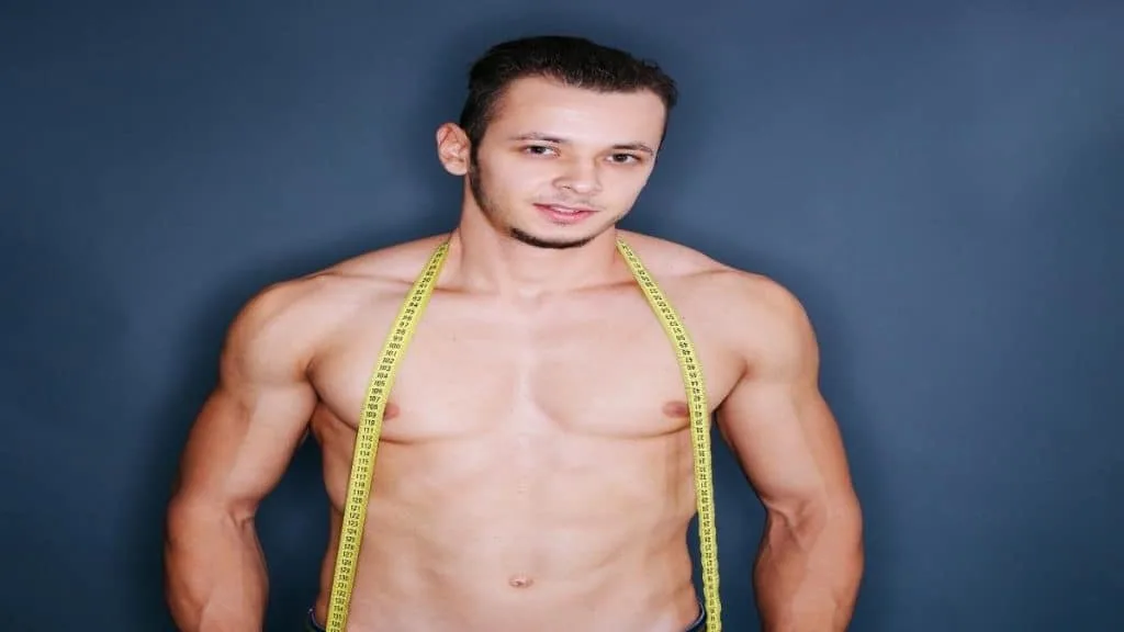 A man showing his 39 in chest