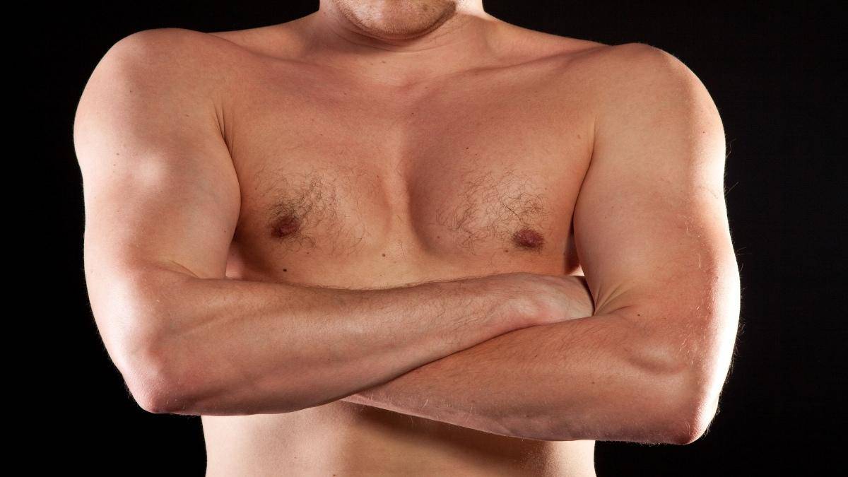 Close up of a man's 48 inch shoulders