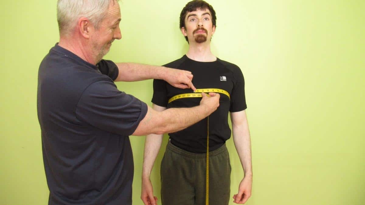 Discover the average chest size for men and learn how to measure your chest circumference