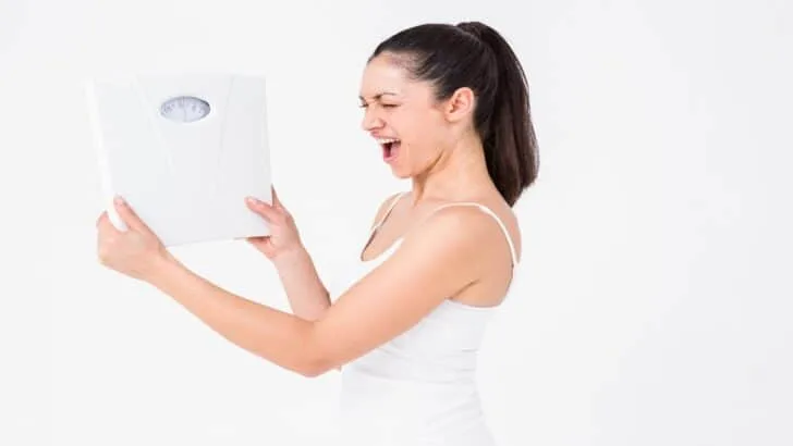 Is the average weight for a 4&rsquo;10 female unhealthy?