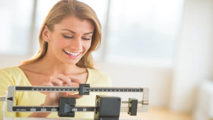 Discover the average female weight for women in the US, the UK, and the world